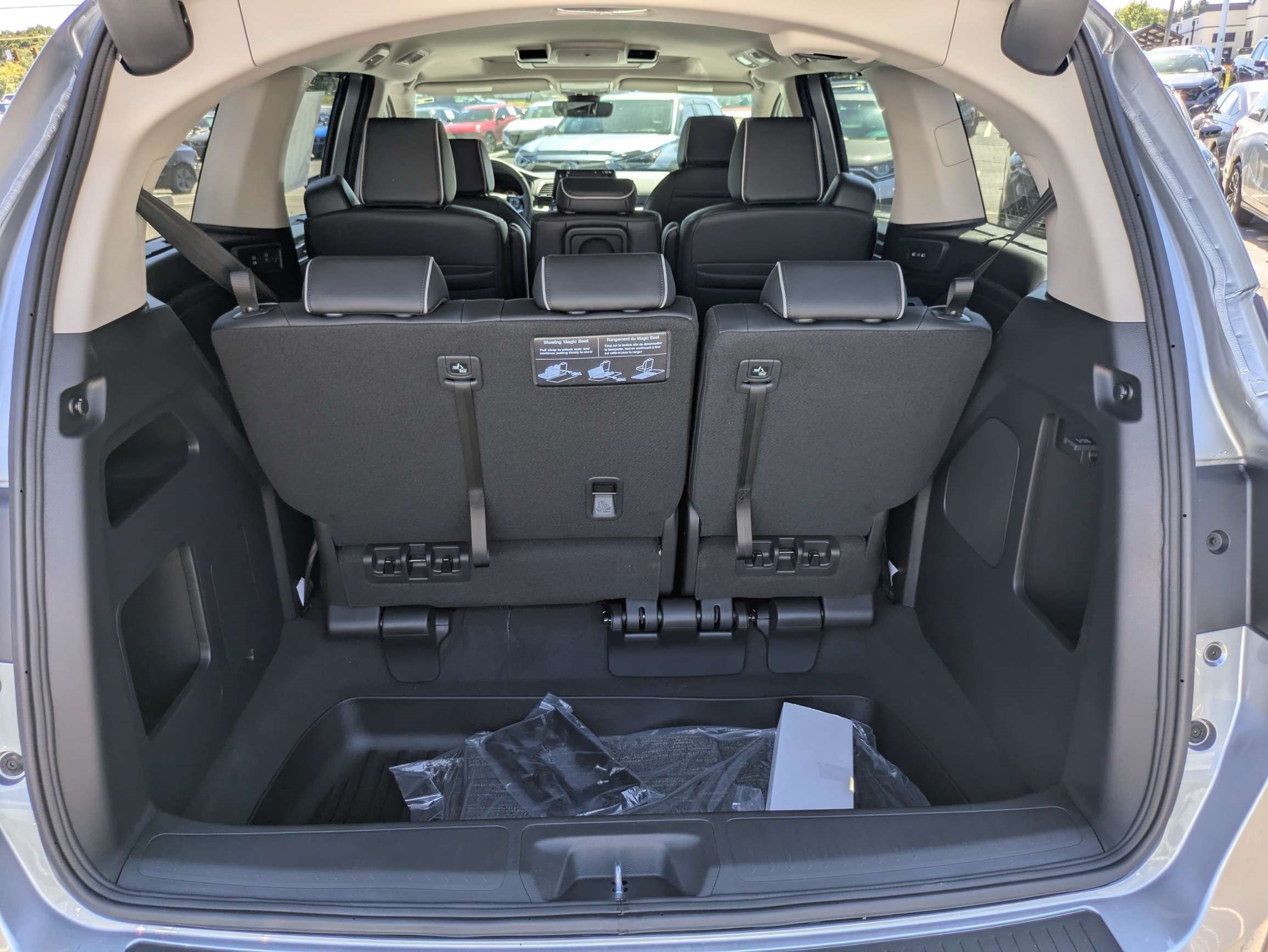 New 2027 Honda Odyssey Elite image 18