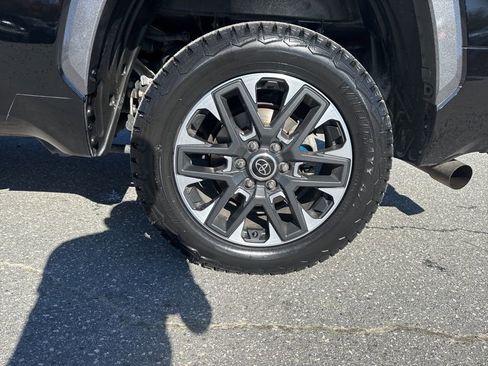 Used 2023 Toyota Tundra Limited image 35