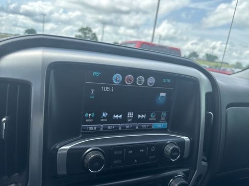 Used 2017 GMC Sierra 1500 SLT w/ SLT Premium Package AWD/4WD image 17