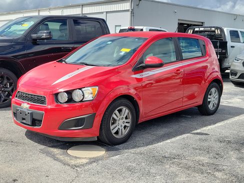 Used 2012 Chevrolet Sonic LS FWD image 3