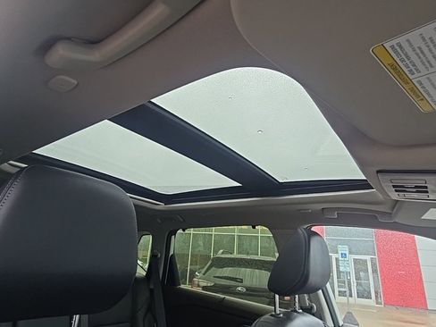 Used 2023 Nissan Rogue Platinum w/ Platinum Premium Package image 31