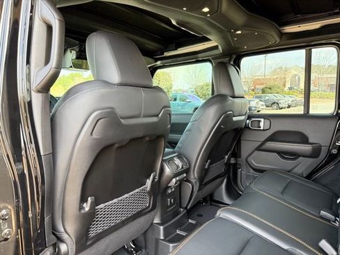 New 2026 Jeep Wrangler Unlimited Sahara AWD/4WD image 25