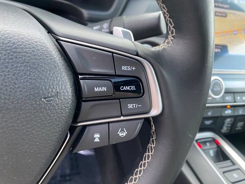 Used 2019 Honda Insight Touring image 19