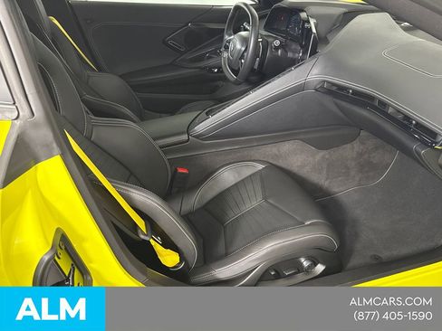 Used 2024 Chevrolet Corvette Stingray Preferred Conv w/ Stealth Interior Trim Package RWD image 18