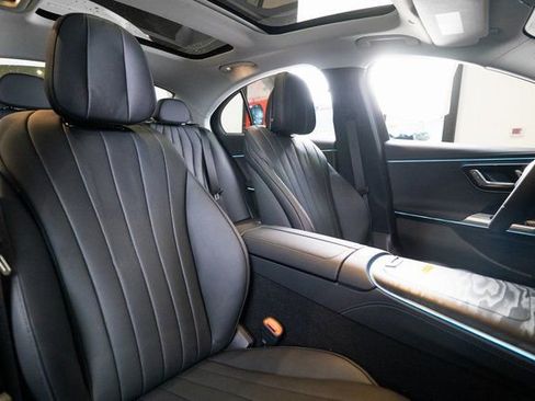 New 2026 Mercedes-Benz E 450 4MATIC Sedan image 13