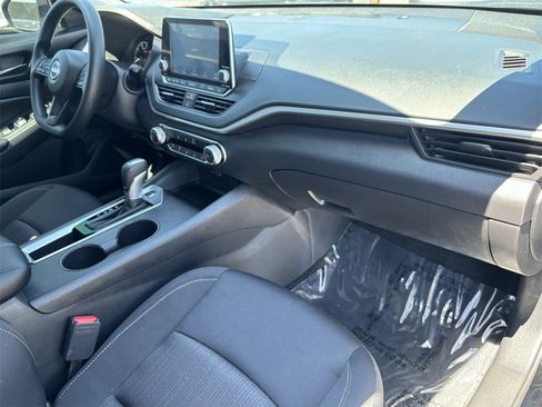 New 2025 Nissan Altima 2.5 S image 11