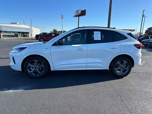 Certified 2023 Ford Escape ST-Line w/ Tech Pack #1 image 4