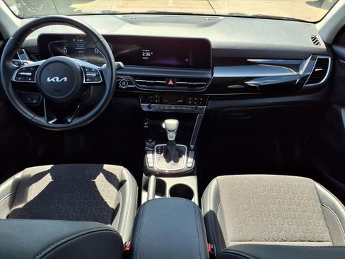 Used 2025 Kia Seltos S FWD image 9