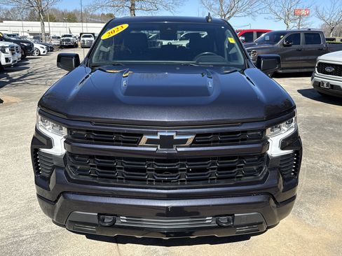 Used 2023 Chevrolet Silverado 1500 RST w/ Max Trailering Package image 2