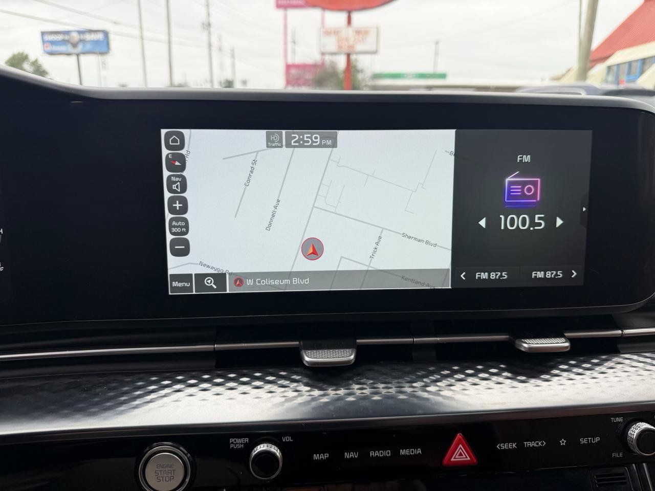 Used 2022 Kia Carnival SX Prestige FWD image 32