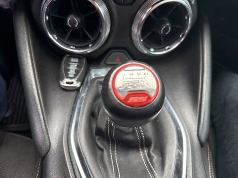 Used 2019 Chevrolet Camaro SS image 10
