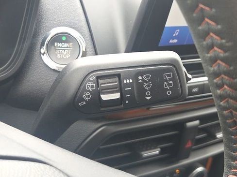 Used 2021 Ford EcoSport SE w/ SE Convenience Package FWD image 36