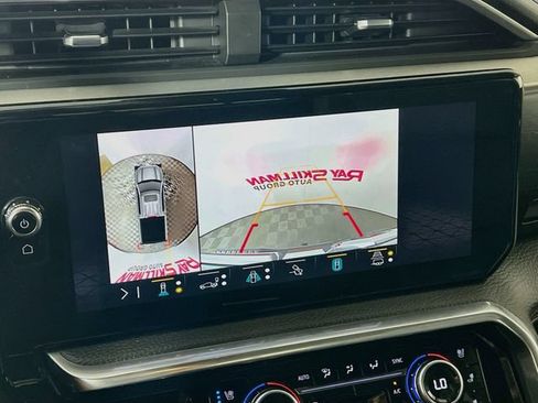 Used 2023 GMC Sierra 1500 Denali w/ Technology Package AWD/4WD image 18