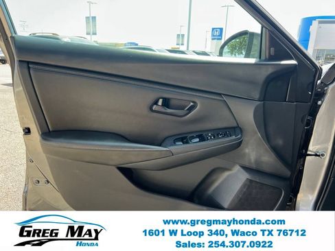 Used 2024 Nissan Sentra S FWD image 19