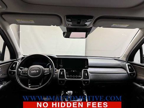 Used 2022 Kia Sorento SX Prestige AWD/4WD image 12