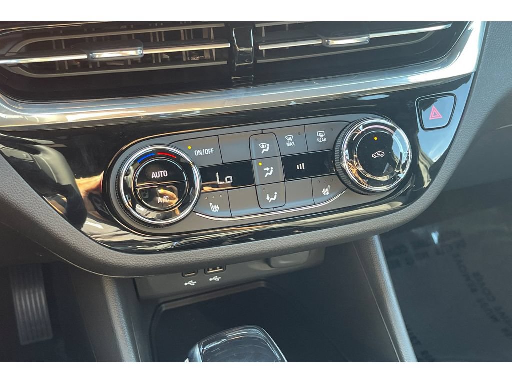 Used 2026 Buick Envista Sport Touring w/ Convenience I Package FWD image 28