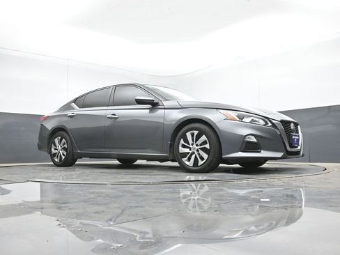Used 2021 Nissan Altima 2.5 S image 43