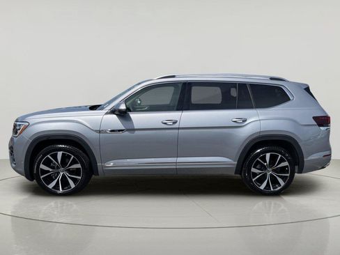Used 2026 Volkswagen Atlas SEL Premium R-Line AWD/4WD image 4