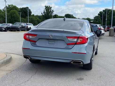 Used 2022 Honda Accord Sport image 7