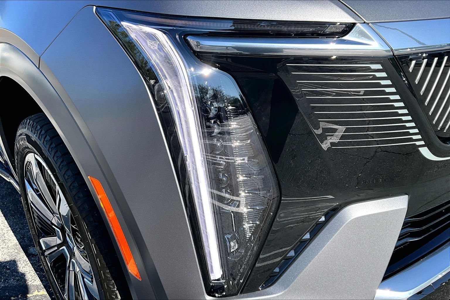 New 2026 Cadillac Escalade IQ Luxury 2 w/ LPO, Floor Liner Package AWD/4WD image 14
