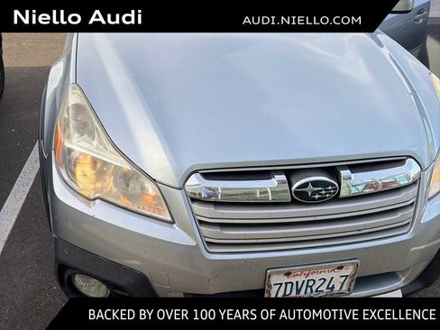 Used 2014 Subaru Outback 2.5i Limited image 1