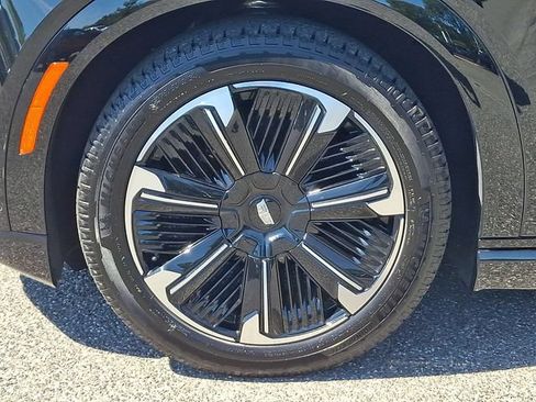 Used 2026 Cadillac Escalade IQ Sport 2 AWD/4WD image 6