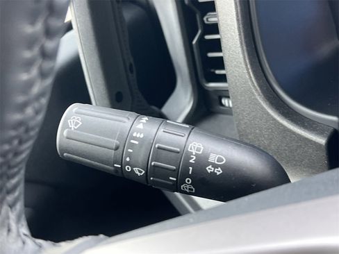 New 2025 Ford Bronco Badlands image 12