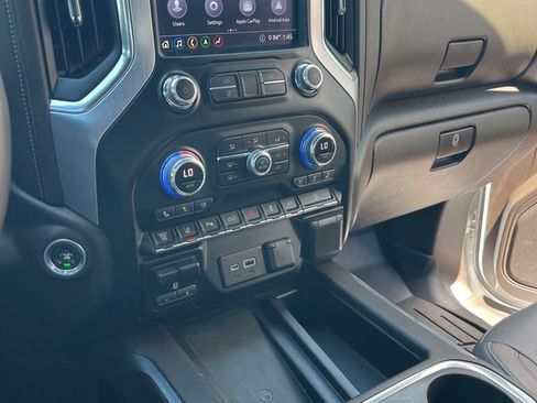 Used 2020 GMC Sierra 3500 SLT w/ SLT Premium Plus Package AWD/4WD image 17