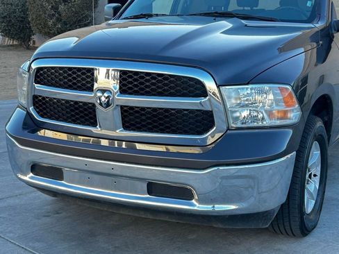 Used 2021 RAM 1500 Classic SLT image 10
