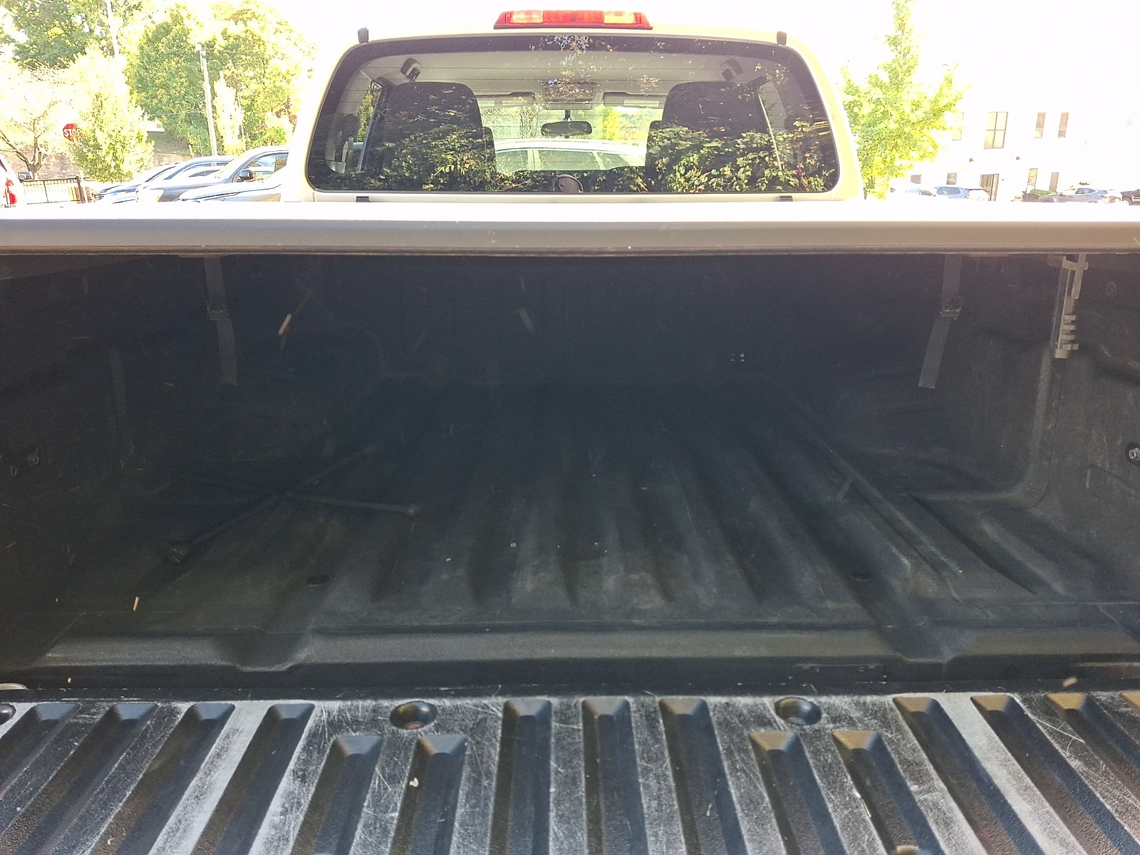 Used 2017 Nissan Frontier S w/ S Work Truck Package (4X4) image 27