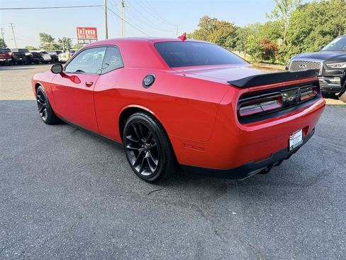 Used 2020 Dodge Challenger R/T Scat Pack RWD image 7