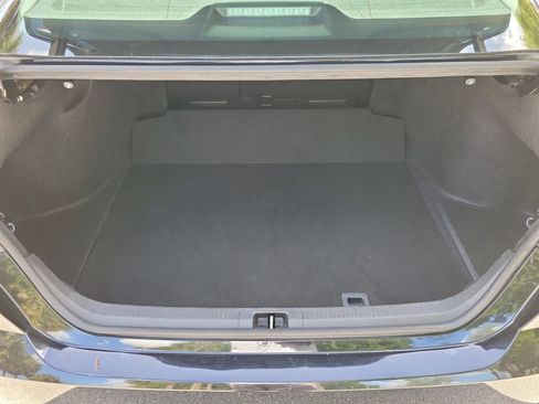 Used 2025 Toyota Camry LE FWD image 10
