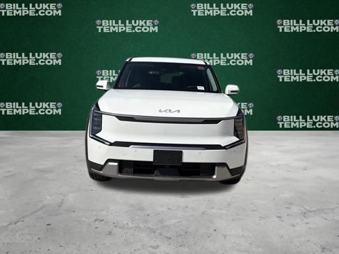 Used 2024 Kia EV9 Light Long Range image 6
