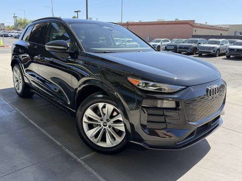 Used 2025 Audi Q6 e-tron Premium w/ Convenience Package RWD image 6