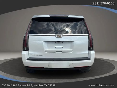Used 2018 Cadillac Escalade Premium Luxury RWD image 6