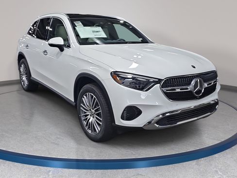New 2026 Mercedes-Benz GLC 300 image 3