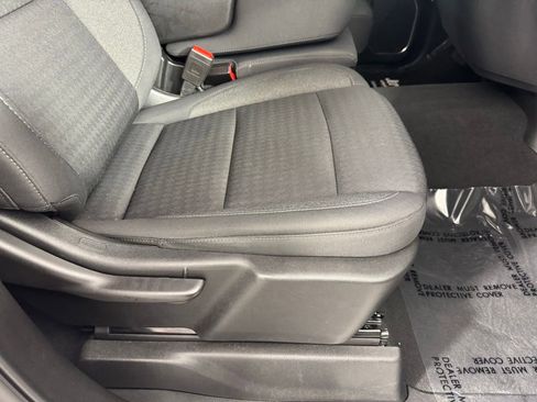 Used 2022 GMC Sierra 1500 Elevation image 32