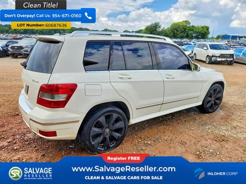 Used 2011 Mercedes-Benz GLK 350 4MATIC image 4