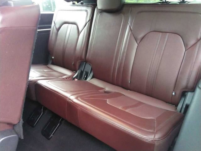 Used 2024 Ford Expedition Max Limited AWD/4WD image 5