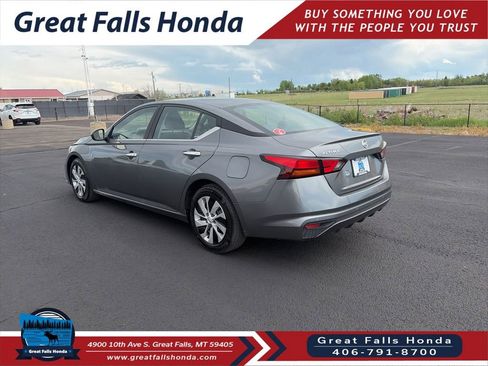 Used 2022 Nissan Altima 2.5 S w/ Driver Assist Package FWD image 4