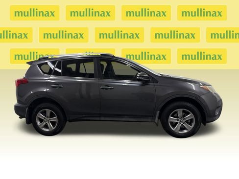 Used 2015 Toyota RAV4 XLE image 2