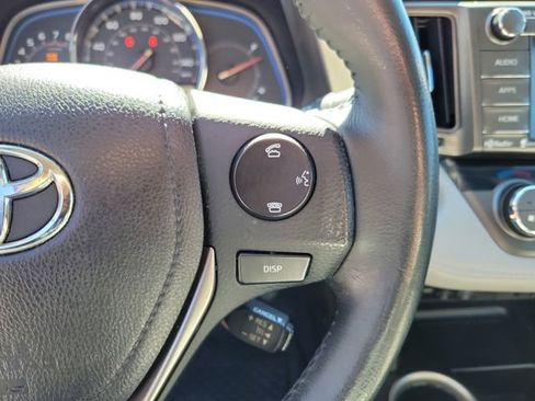 Used 2014 Toyota RAV4 Limited image 17