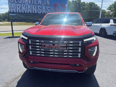 Used 2024 GMC Canyon Denali AWD/4WD image 2