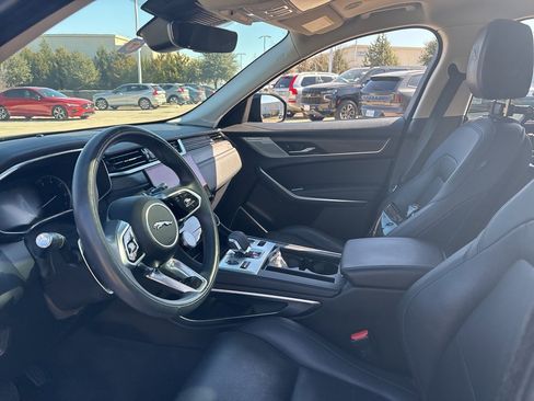 Used 2022 Jaguar F-PACE S image 17