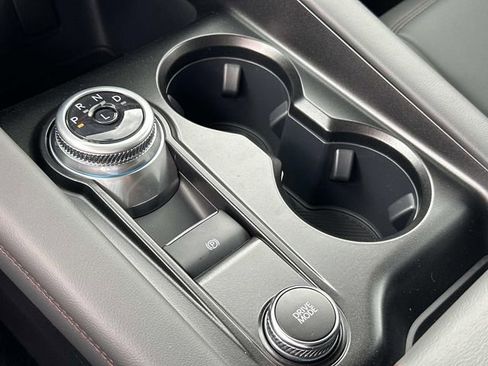 New 2026 Ford Explorer Active RWD image 30