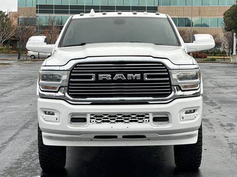 Used 2022 RAM 3500 Laramie image 9