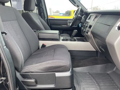 Used 2015 Ford Expedition XLT AWD/4WD image 15