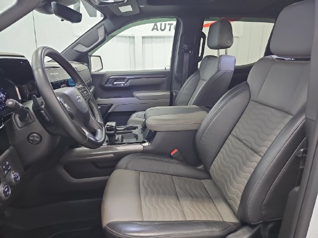 Used 2025 Chevrolet Silverado 1500 ZR2 w/ Technology Package AWD/4WD image 9