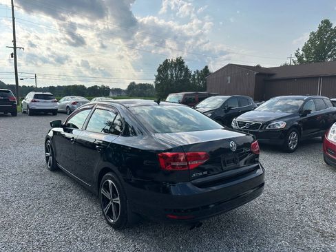 Used 2015 Volkswagen Jetta SE FWD image 7