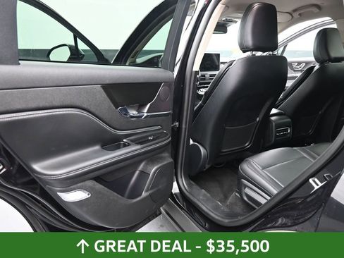 Used 2024 Lincoln Corsair Reserve image 21